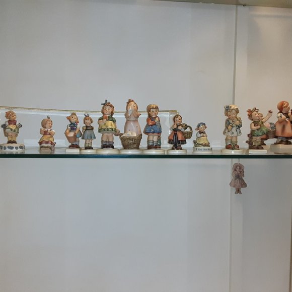 Hummels - Picture 2 of 9